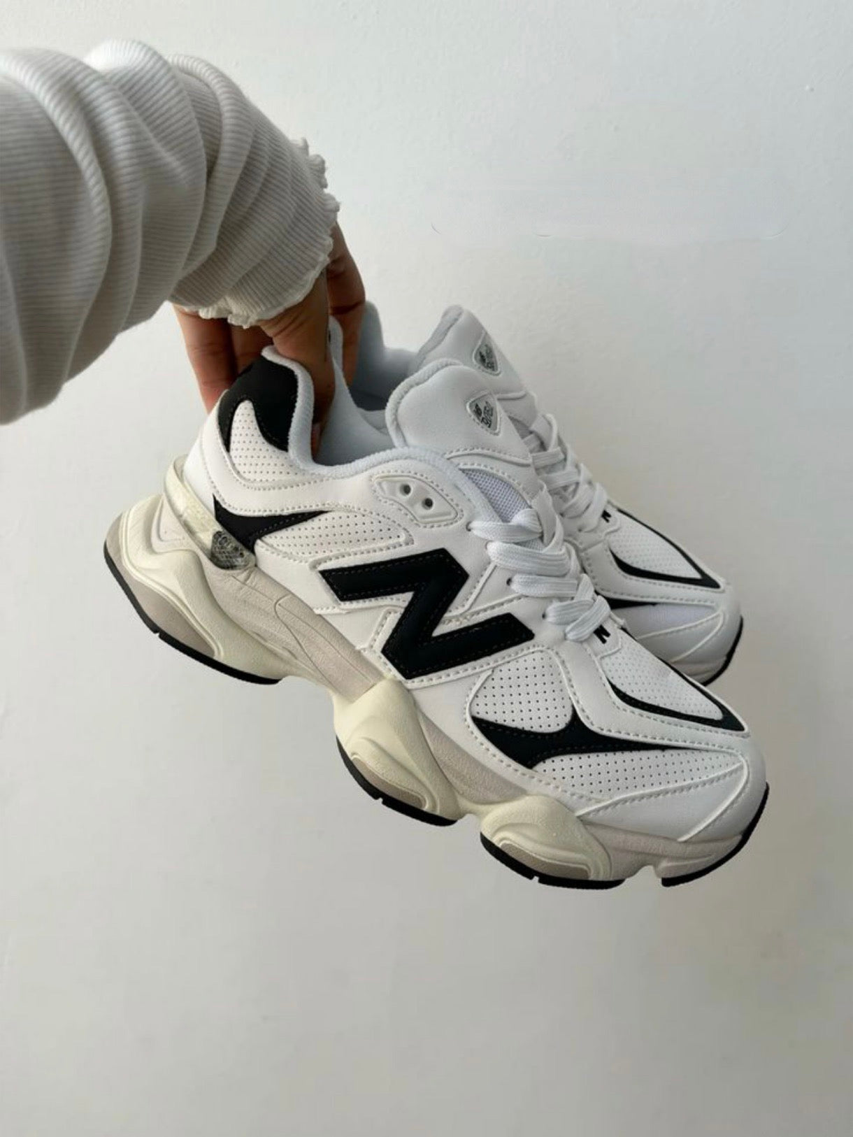 NEW BALANCE  9060