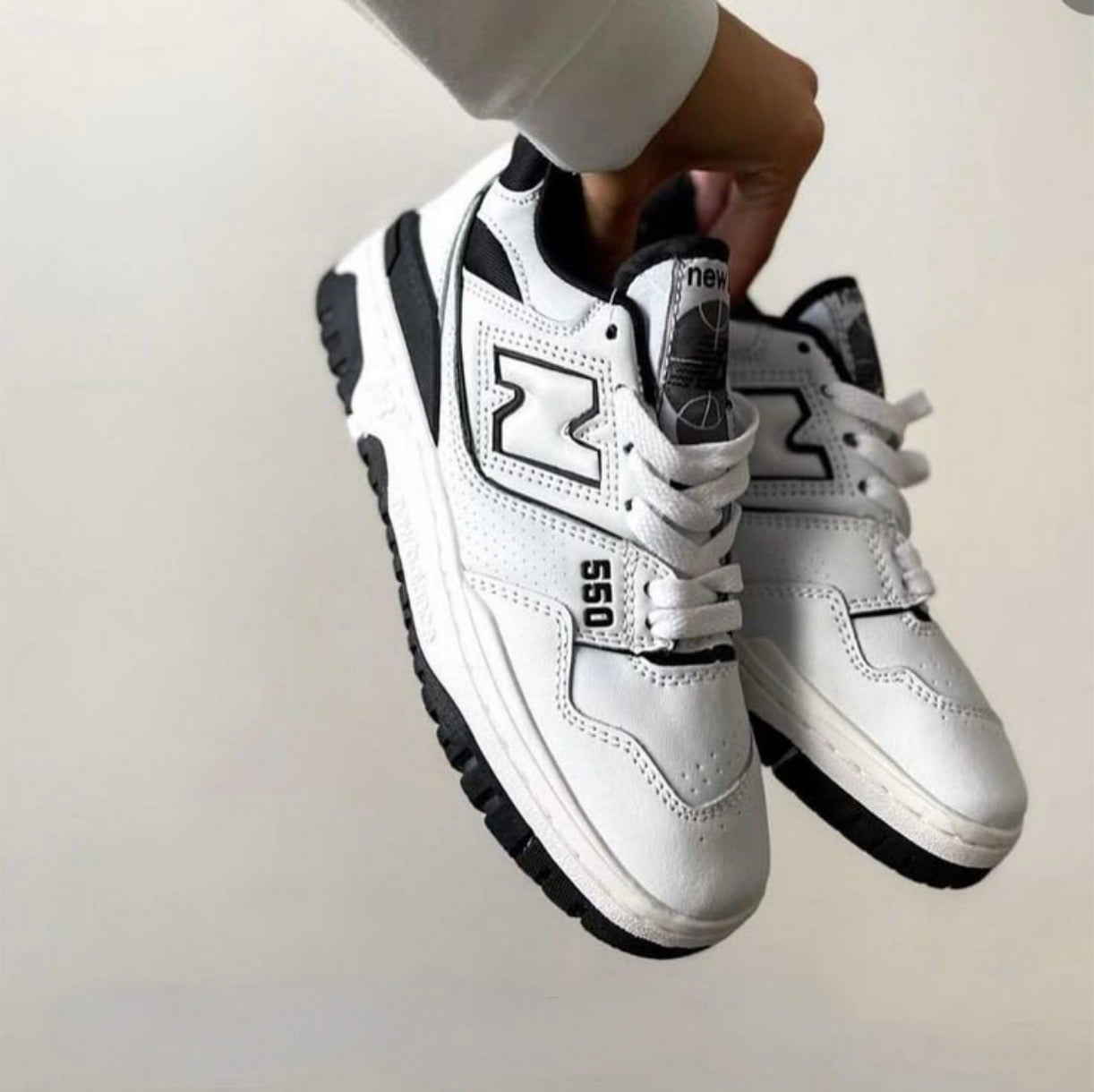 NEW BALANCE 550