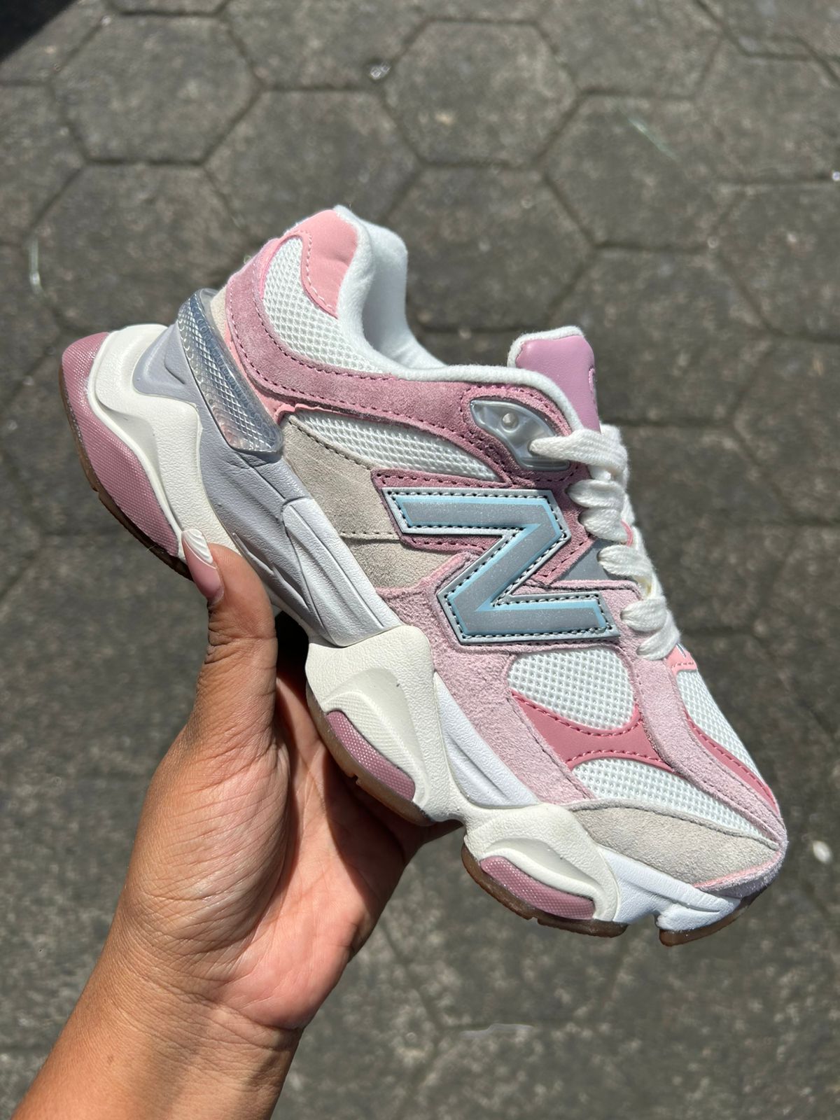 NEW BALANCE  9060