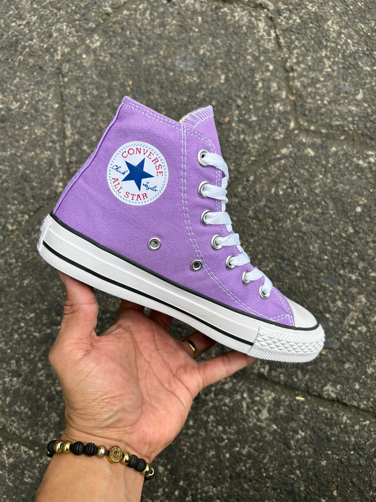 CONVERSE CON BOTA