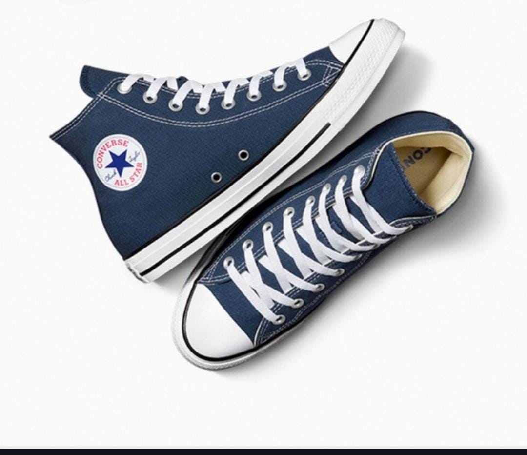 CONVERSE CON BOTA