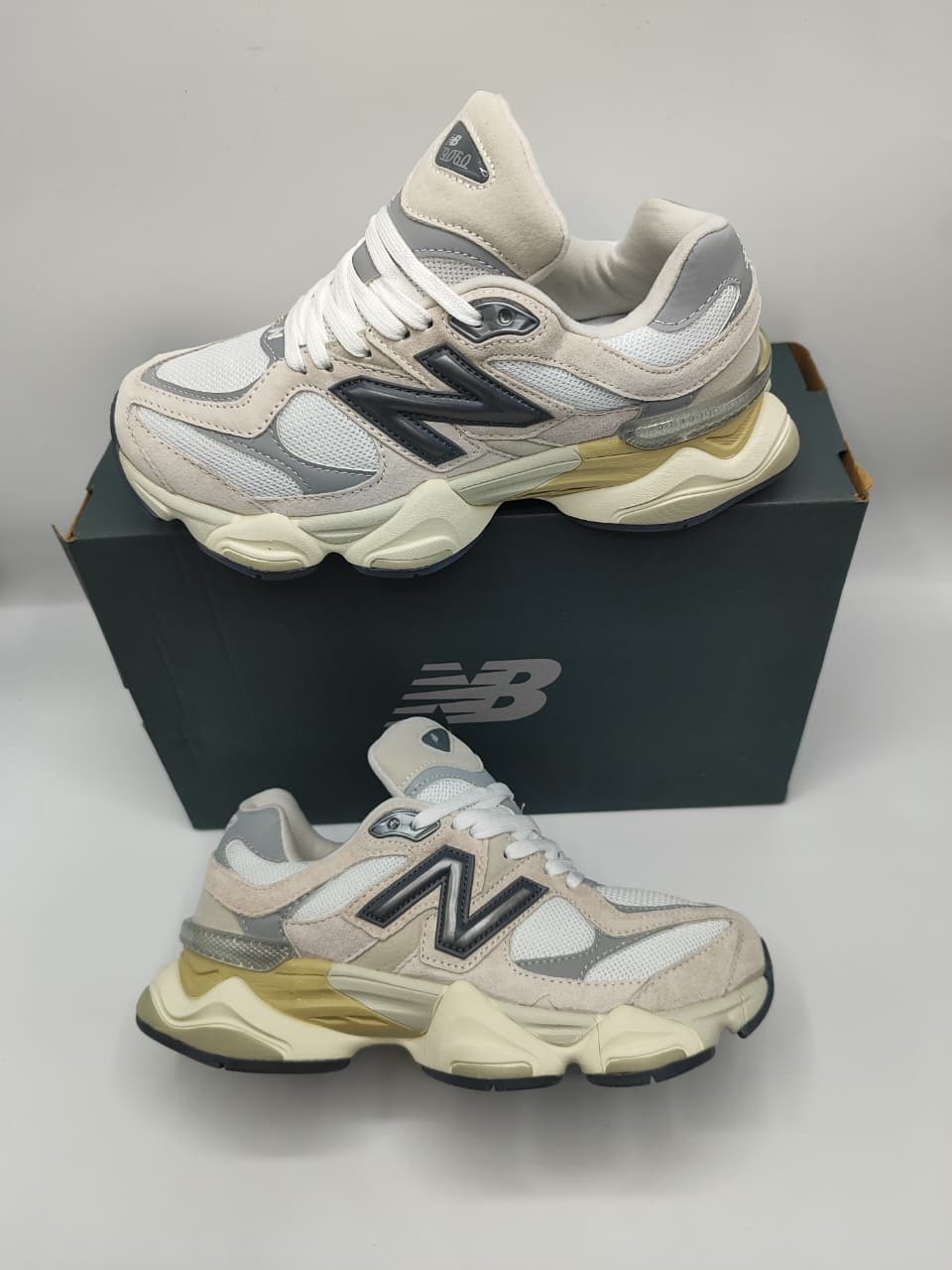 NEW BALANCE  9060