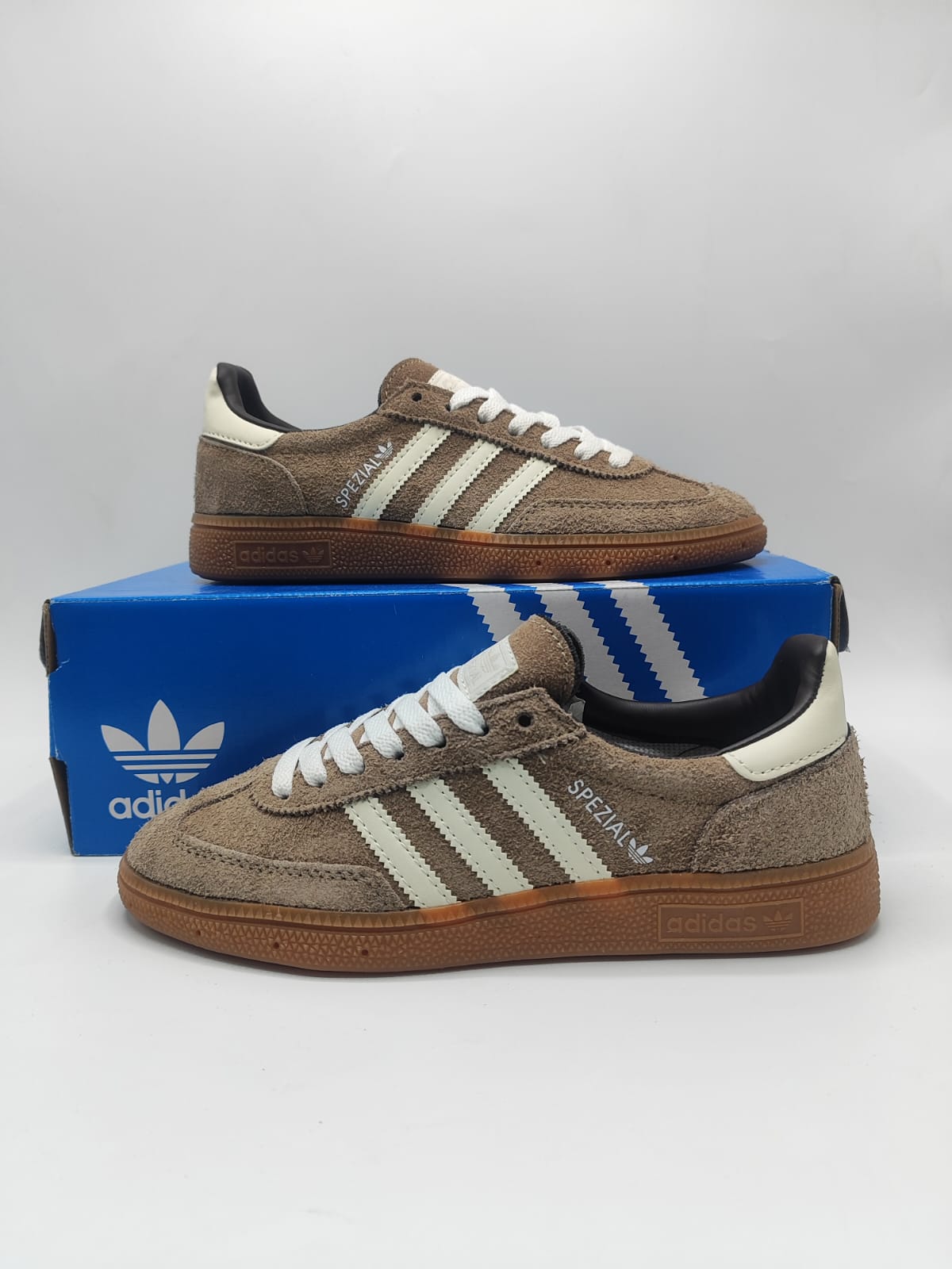 ADIDAS SPEZIAL