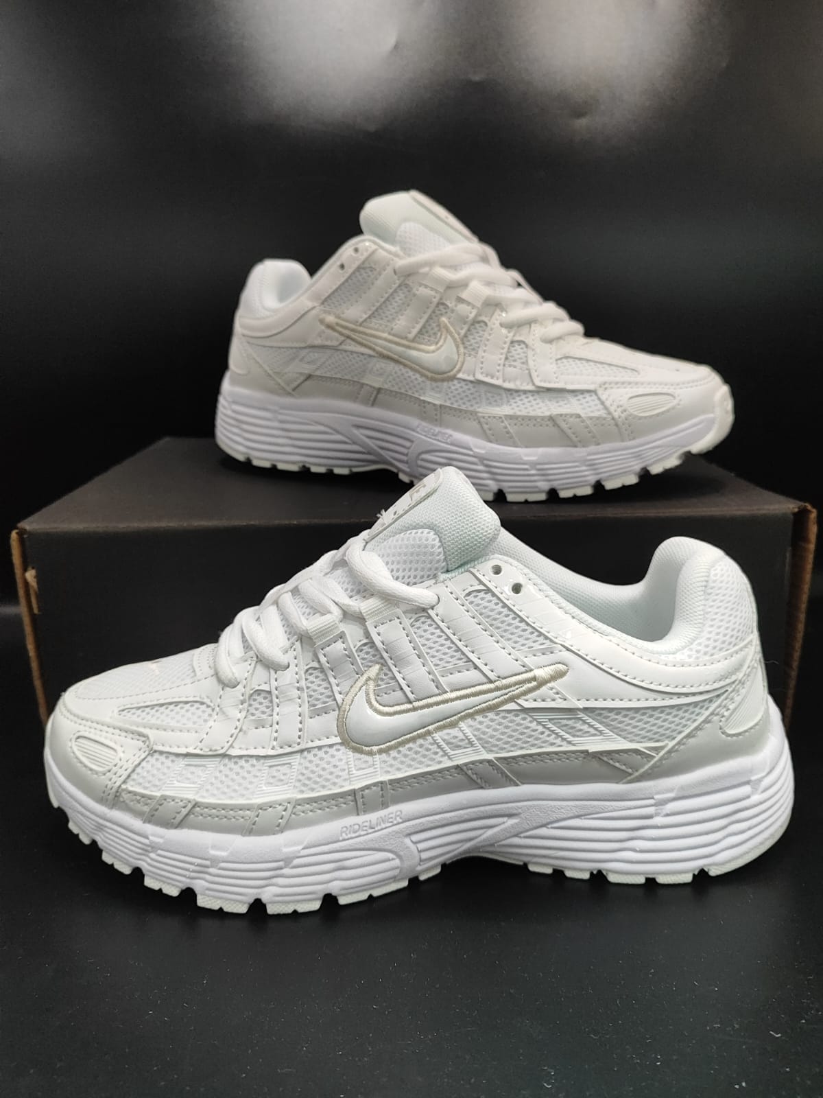 NIKE P-6000