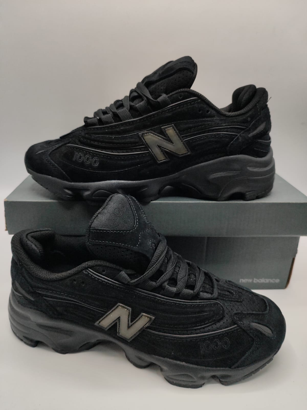 NEW BALANCE 1000