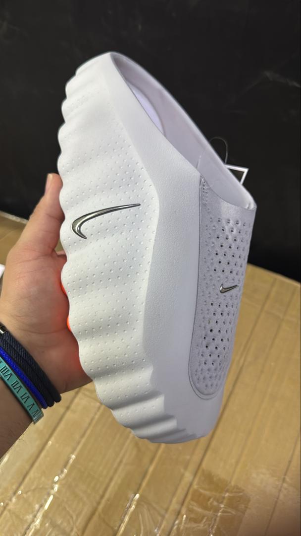 NIKE MIND