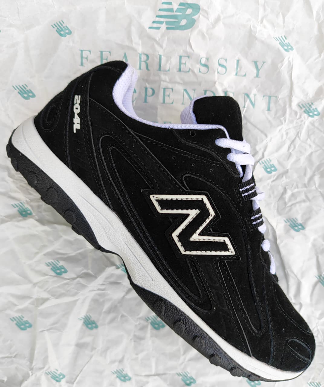NEW BALANCE 204L