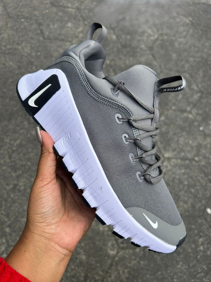 NIKE FREE METCON  6